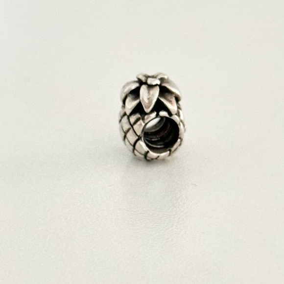 Pandora 925 Pineapple Fruit Rare Retired Bead Charm - Picture 5 of 6